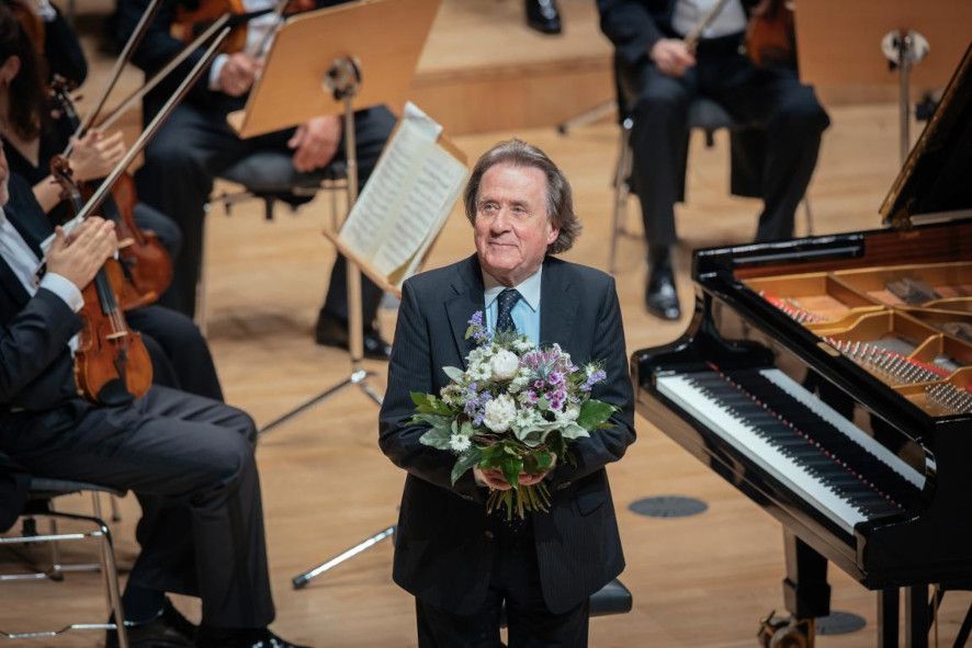 Kulturpalast Dresden / Kammerorchester Wien - Berlin hier mit Rudolf Buchbinder © Oliver Killig 