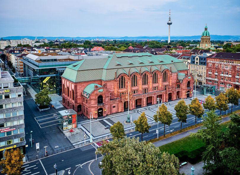 Der Rosengarten von Mannheim, Spielstaette der Musikalischen Akademie © Ben van Skyhawk