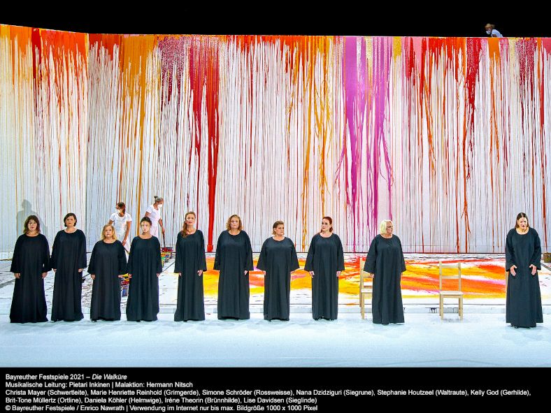 Bayreuther Festspiele 2021 / Die Walküre - hier: das Ensemble © Enrico Nawrath