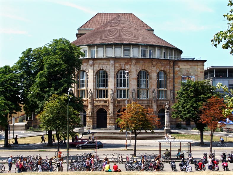 Freiburg, Theater Freiburg, Zweite Musiktheaterpremiere: DER LIEBESTRANK, 28.11.2015