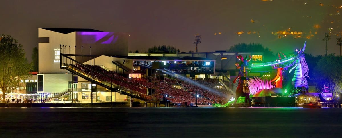 Bregenz, Bregenzer Festspiele,   Heute 90.000er Besucher bei Die Zauberflöte, 01.08.2013