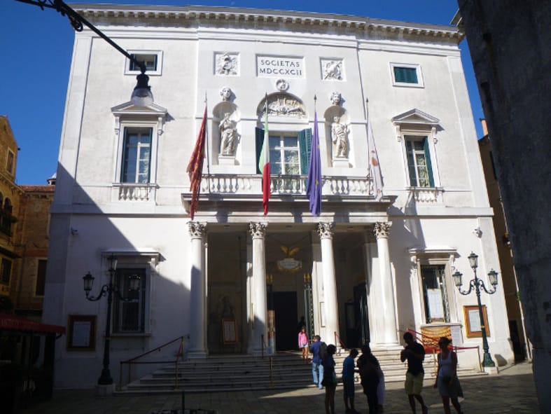 Venedig, Gran Teatro La Fenice, Musiktheater ohnegleichen, IOCO Kritik, 23.10.2009