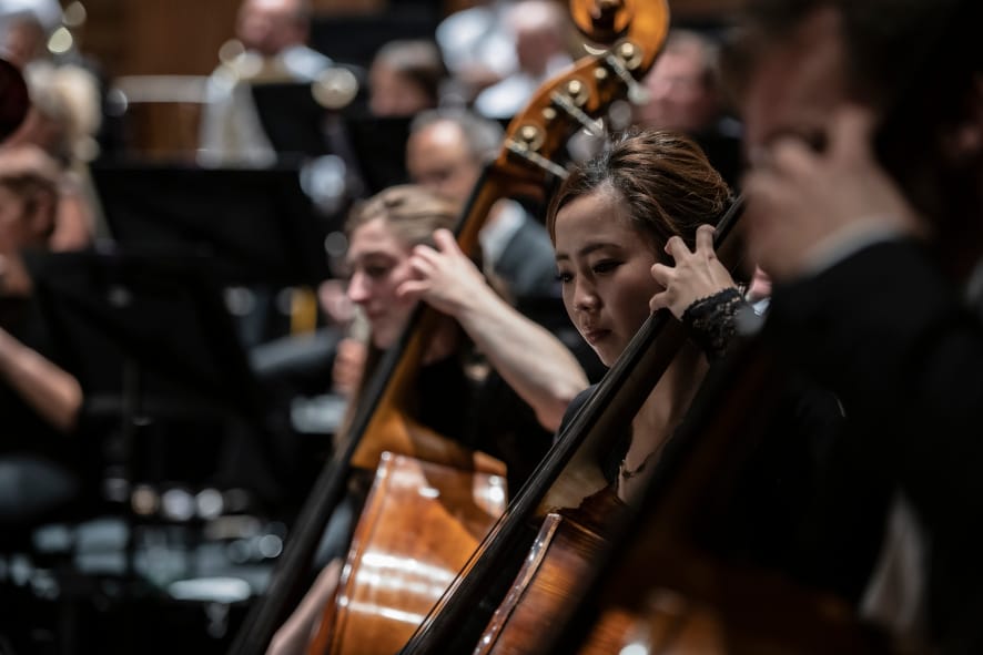 Hannover, Staatsorchester Hannover, 2. Sinfoniekonzert - Trauer und Versöhnung, IOCO Kritik, 13.11.2021