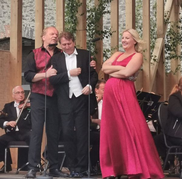 Laubach, Schloss Laubach, OPERA MEETS NATURE - Charity-Konzert, IOCO Kritik, 18.07.2022