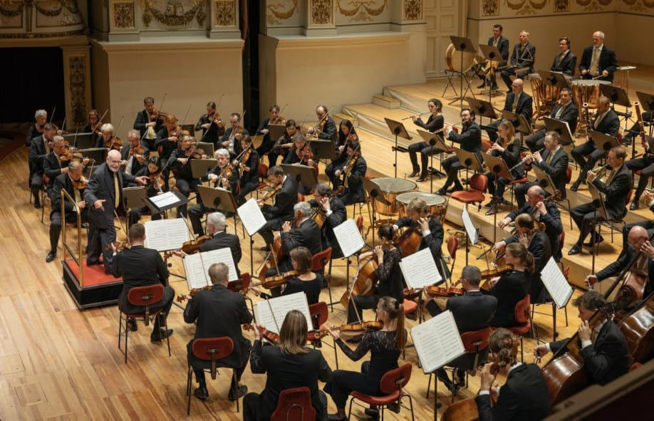 Dresden, Semperoper, Sächsische Staatskapelle - 2. Symphoniekonzert, IOCO Kritik, 10.10.2022
