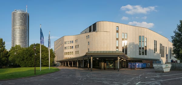 Essen, Aalto-Musiktheater, LA FORZA DEL DESTINO - Giuseppe Verdi, IOCO