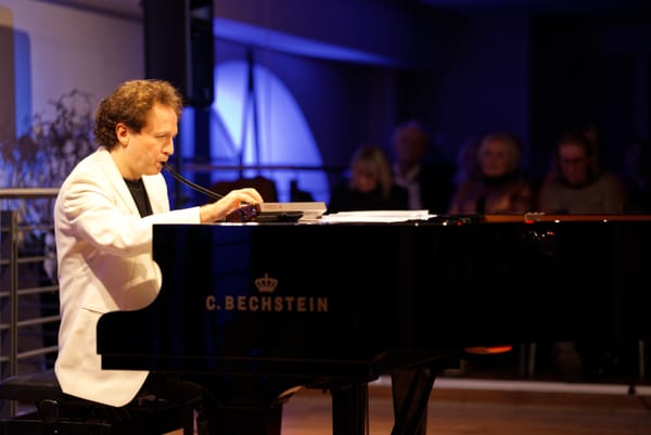 Hamburg, Bechstein-Centrum, "JOY  TO  THE  WORLD", Leon Gurvitch und Alexandra Rotmann, IOCO