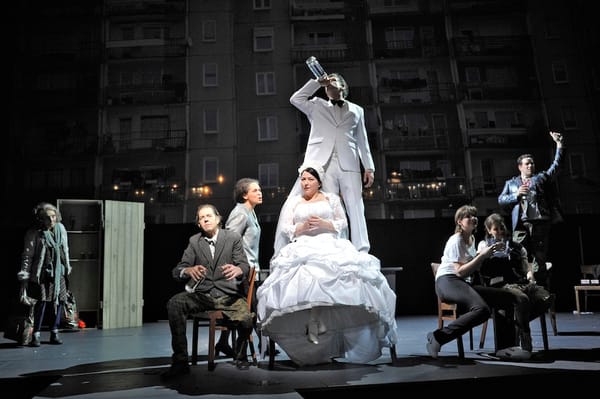 Wuppertal, Wuppertaler Bühnen, Premiere Bluthochzeit - Ein starkes Stück, IOCO Kritik, 13.01.2013