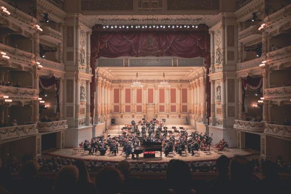 Semperoper / Sächsische Staaskapelle mit Mirga Gražinyte-Tyla und Rudolf Buchbinder © Markenfotografie