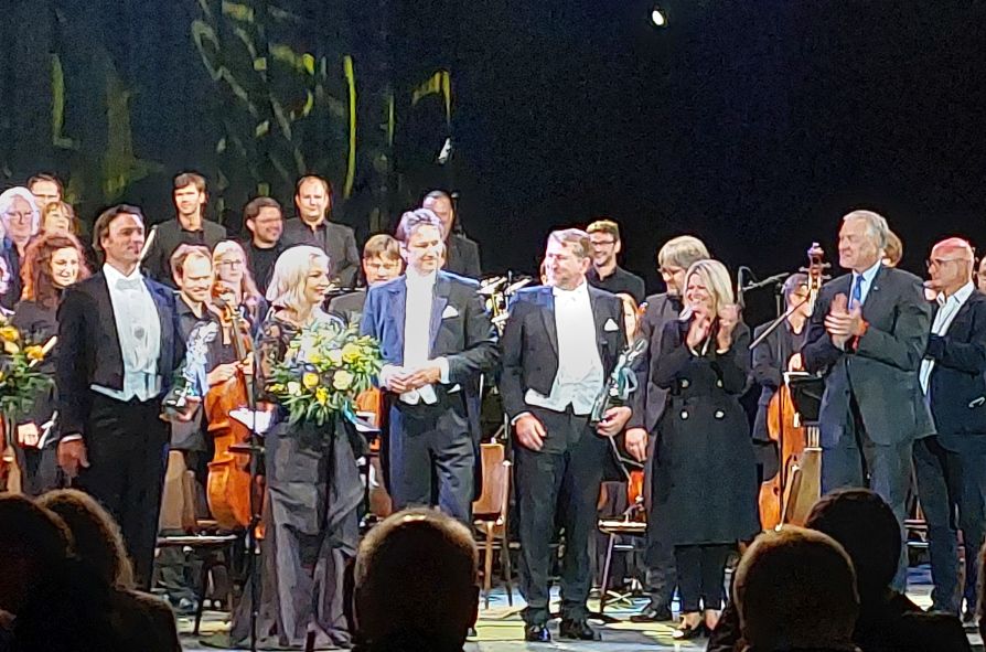 Tulln / Götterklang trifft Donaugold - hier: T. Weinhappel, L. Baich, M. Güttler, A. Schager, Mag. K. Tanner, Dr. M. Eichtinger © Marcus Haimerl