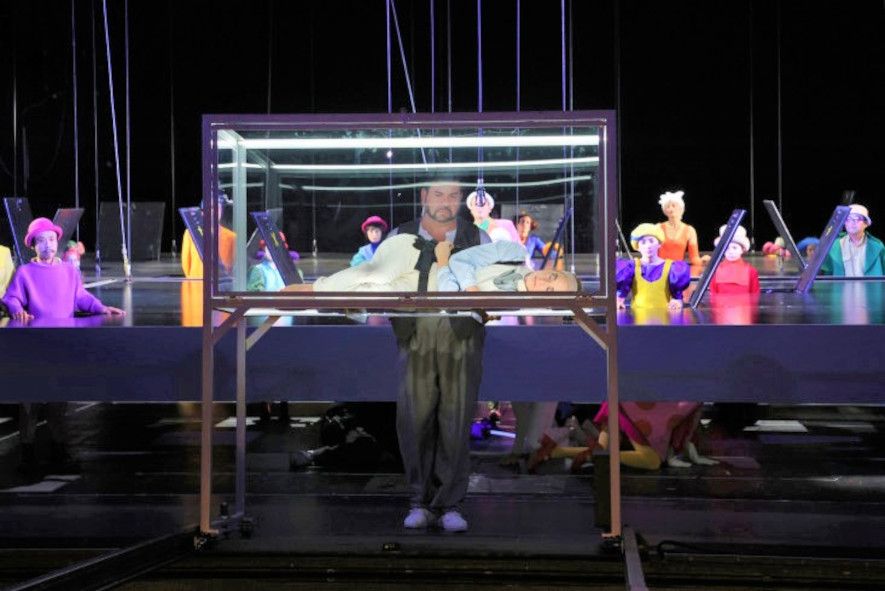  Theater Bremen / I Pagliacci - hier: Marie Smolka als Nedda im Glassarg © Joerg Landsberg