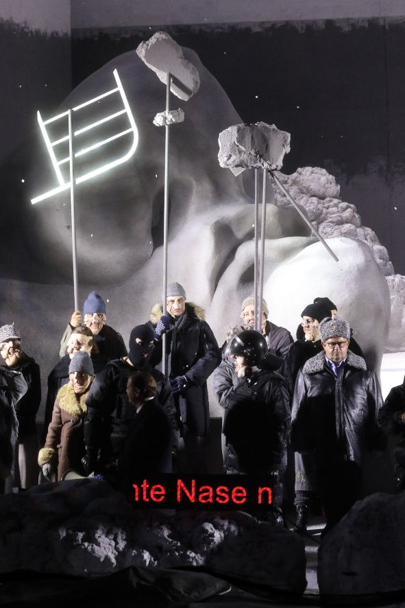 Bayerische Staatsoper / Die Nase © W Hoesl