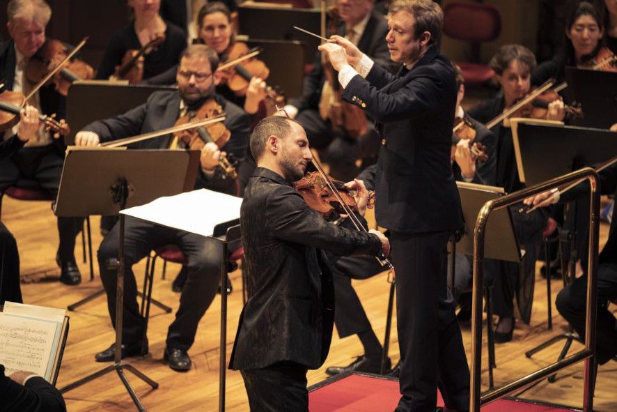 Sächsische Staatskapelle / Dirigent Daniel Harding und Antoine Tamestit ©  Markenfotographie