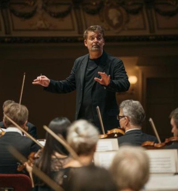 Sächsische Staatskapelle Dresden / Matthias Pintscher - Capell Compositeur dirigiert die Staatskapelle © Oliver Killig