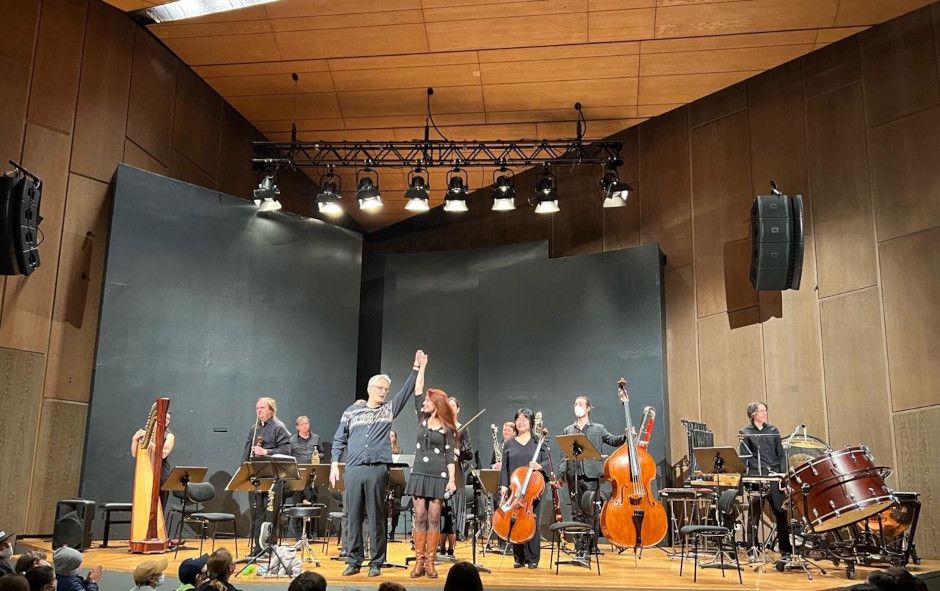 Stuttgart Liederhalle / Die Geschichte von Babar dem kleinen Elefanten hier das Ensemble © Tobias Weis