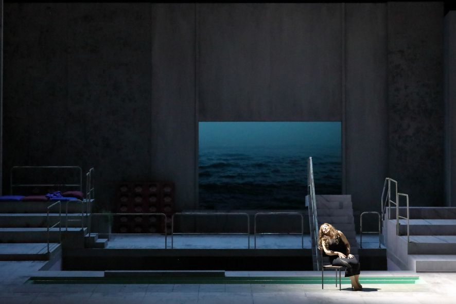 Bayerische Staatsoper / LES TROYENS hier Ekaterina Semenchuk als Dido / Didon © W. Hoesl