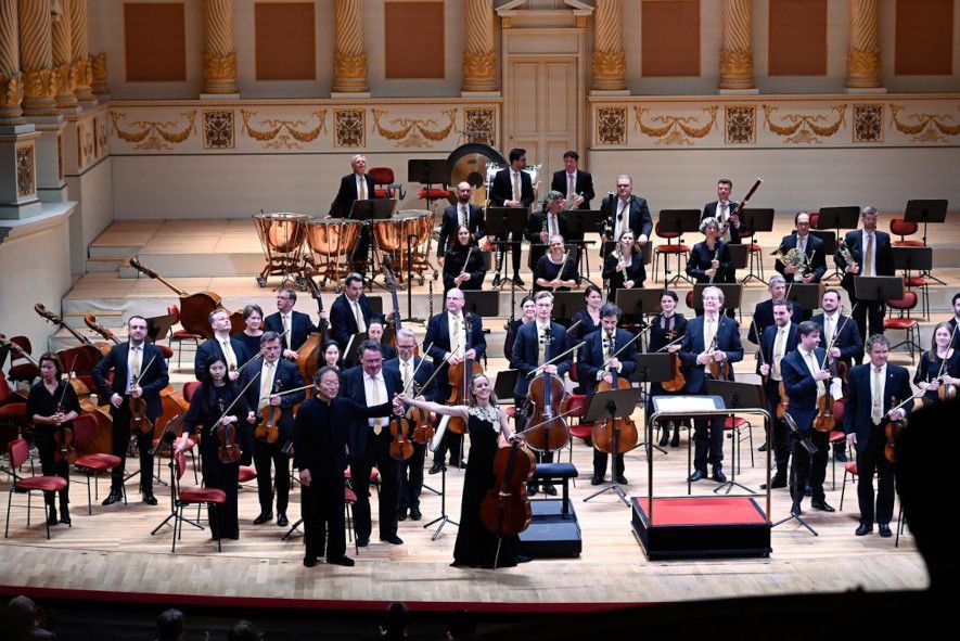 Sächsische Staatskapelle / 11. Symphoniekonzert hier die Staatskapelle mit Sol Gabetta und Myung-Whun Chung © Matthias Creutziger 