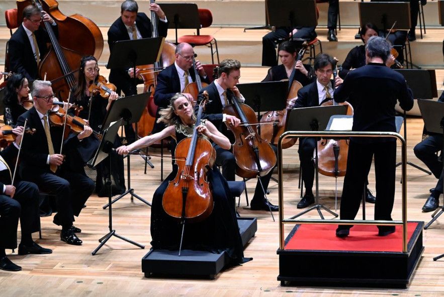 Sächsische Staatskapelle / 11. Symphoniekonzert hier Sol Gabetta © Matthias Creutziger 