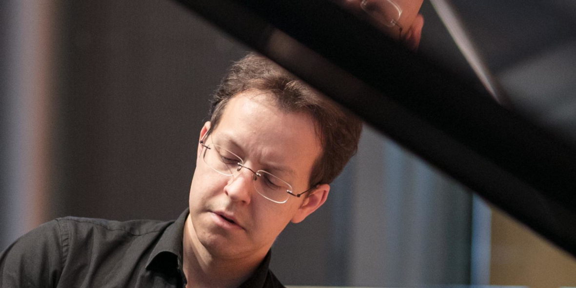 Andrei Banciu, Klavier © Alexander Burzik
