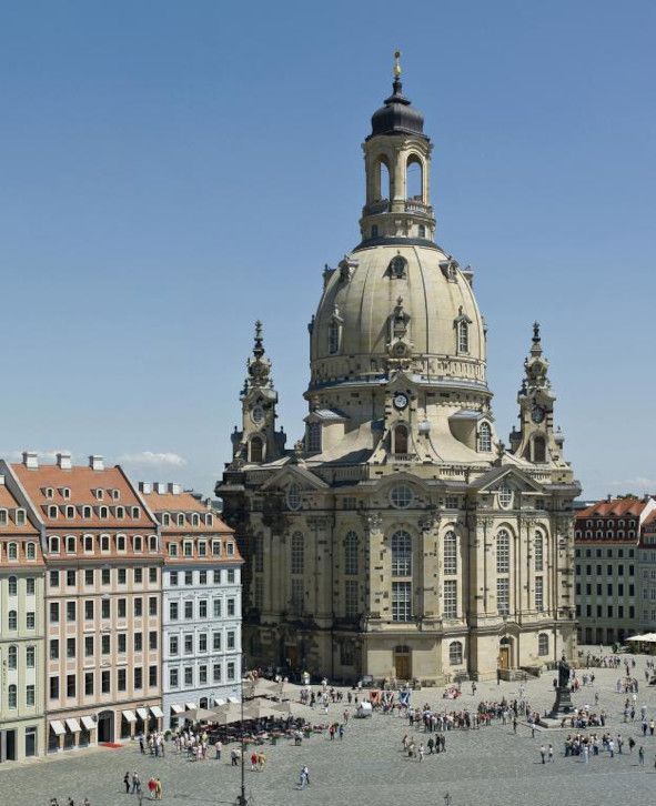 Frauenkirche in Dresden © Joerg Schoener