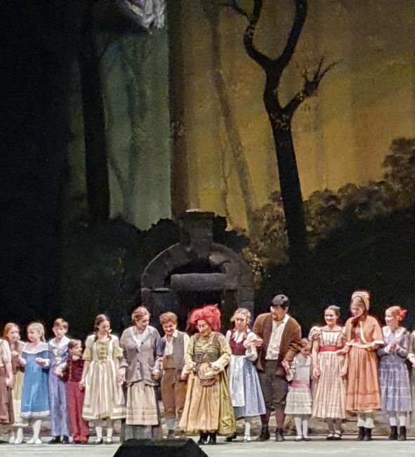 Staatsoper Hamburg / HÄNSEL UND GRETEL hier Schlussapplaus © Wolfgang Schmitt