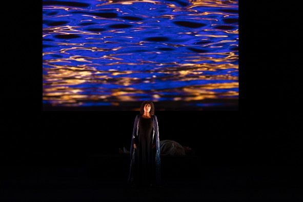 Opéra national de Paris / TRISTAN UND ISOLDE hier Szenefoto © Elisa Haberer / ONP