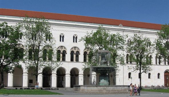 Ludwig-Maximilians-Universtät, München © Wikimedia Commons