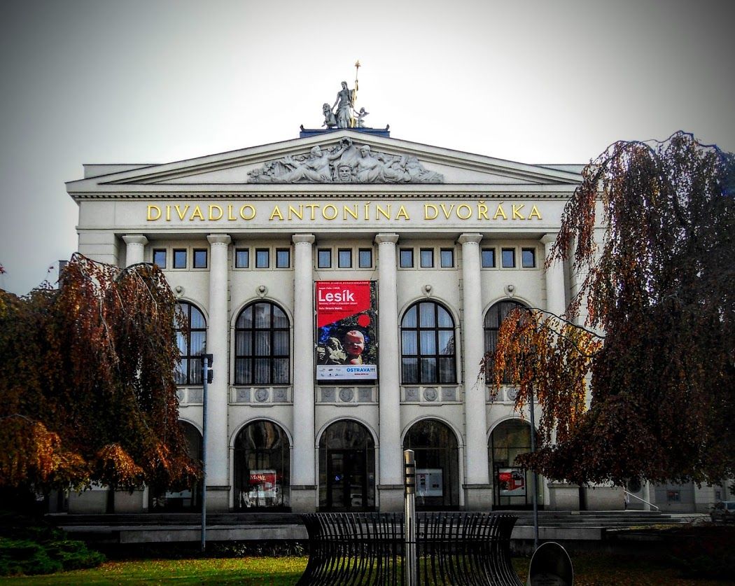 MÄHRISCH-SCHLESISCHES NATIONAL-THEATER, OSTRAVA, Tschechien © Wikimedia Commons