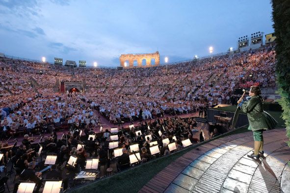 Arena di Verona / Il Barbiere di Seviglia Aufführung © Ennevi - Arena di Verona