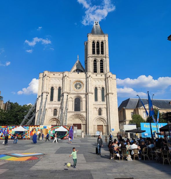 CATHÉDRALE BASILIQUE SAINT-DENIS © Peter Michael Peters