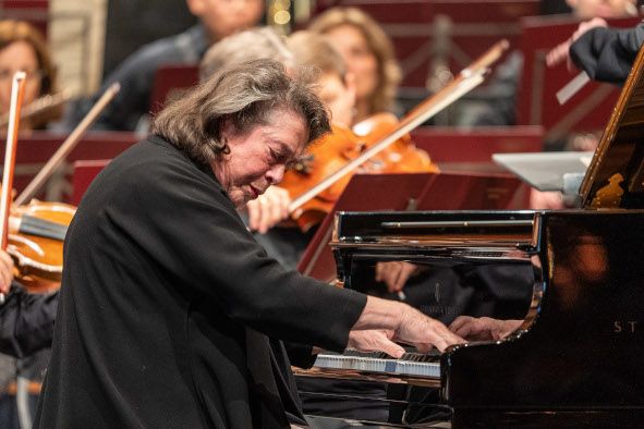 Haferscheune in Stolpe an der Peene / Elisabeth Leonskaja © Geert Maciejewski